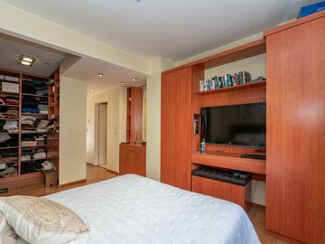 Venta triplex 5 amb 2 cocheras c/ascensor  Urquiza