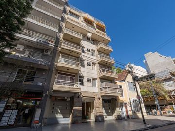 Venta triplex 5 amb 2 cocheras c/ascensor  Urquiza