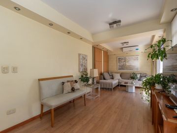 Venta triplex 5 amb 2 cocheras c/ascensor  Urquiza