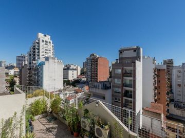 Venta triplex 5 amb 2 cocheras c/ascensor  Urquiza