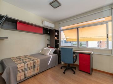 Venta triplex 5 amb 2 cocheras c/ascensor  Urquiza