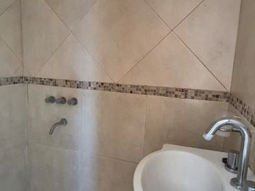 VENTA Casa 2 dormitorios, jardín - Cantegrill