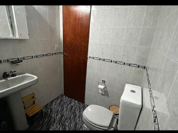 VENTA CASA DE PASILLO 2 DORMITORIOS APTO CRÉDITO