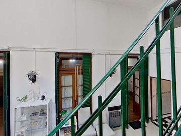 VENTA con RENTA  3 amb y 1/2 - Monserrat