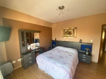 Departamento Mataderos 4 ambientes con cochera