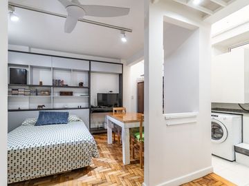 VENTA MONOAMBIENTE DIVIDIDO EN ALMAGRO