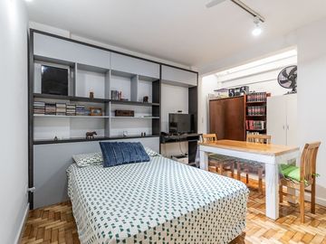 VENTA MONOAMBIENTE DIVIDIDO EN ALMAGRO