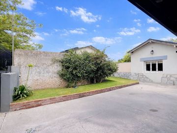 VENTA CASA 4 AMB GARAGE TIPO QUINCHO OPORTUNIDAD!