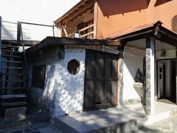 VENTA EN CONSTITUCIÓN: 2 CASAS EN UN MISMO LOTE
