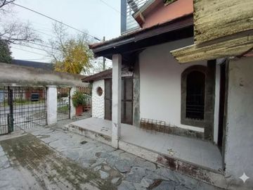 VENTA EN CONSTITUCIÓN: 2 CASAS EN UN MISMO LOTE