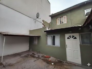 VENTA EN CONSTITUCIÓN: 2 CASAS EN UN MISMO LOTE