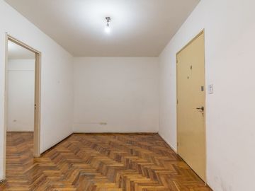 VENTA 2 AMBTES. APTO CREDITO CABALLITO OPORTUNIDAD