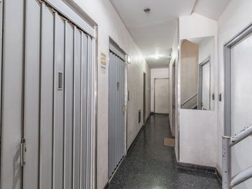 VENTA 2 AMBTES. APTO CREDITO CABALLITO OPORTUNIDAD