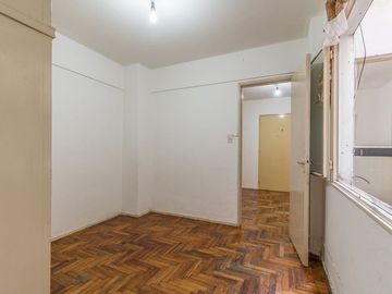 VENTA 2 AMBTES. APTO CREDITO CABALLITO OPORTUNIDAD