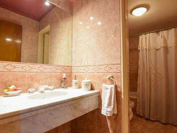 VENTA SEMIPISO 3amb COCHERA BALCON PATIO CABALLITO