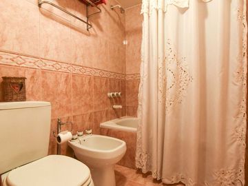 VENTA SEMIPISO 3amb COCHERA BALCON PATIO CABALLITO