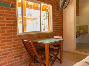 VENTA  HOSTEL 9 habitaciones + departamento