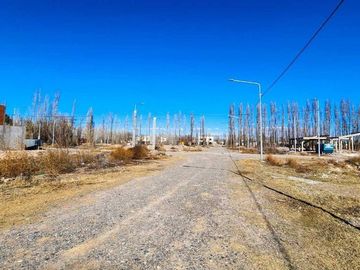 VENTA DE AMPLIO LOTE DE 600MTS2 BARRIO LOS ALAMOS