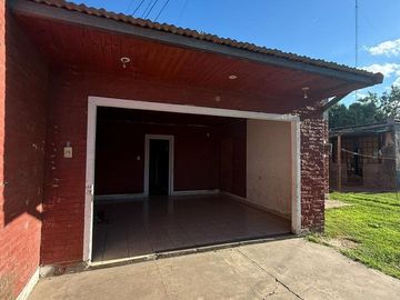 VENTA CASA MÁS DEPARTAMENTO EN PILAR
