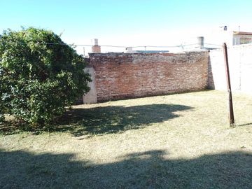 VENTA CASA 2 DORMI ALBERDI