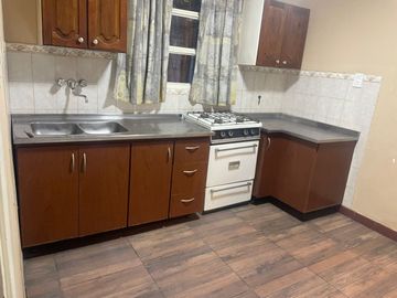 VENTA CASA 2 DORMI ALBERDI