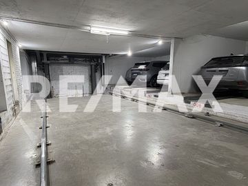 COCHERA EN VENTA BV. 25 DE MAYO - NQN