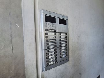 VENTA MONOAMBIENTE SOBRE  EN FLORES