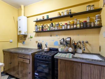 VENTA PH PARQUE CHACABUCO SIN EXPENSAS 3 AMBIENTES