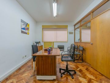 Venta Oficina Excelente estado y ubicación