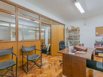Venta Oficina Excelente estado y ubicación