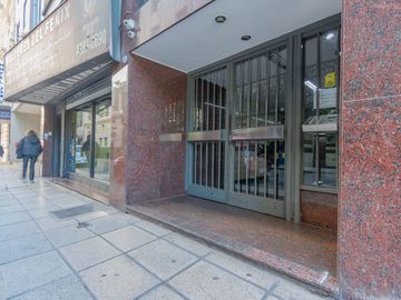 Venta Oficina Excelente estado y ubicación