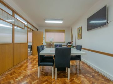 Venta Oficina Excelente estado y ubicación