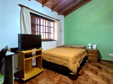VENTA CASA 4 AMB PARQUE  V.PUEYRREDÓN A.CREDITO