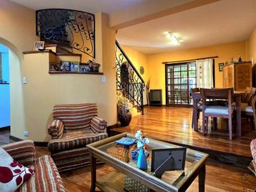 VENTA CASA 4 AMB PARQUE  V.PUEYRREDÓN A.CREDITO