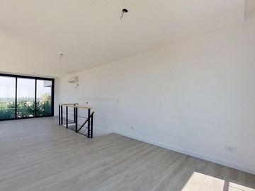 VENTA DEPARTAMENTO 2 AMBIENTES DIVI PILAR CENTRO