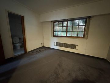 Venta Casa 5 Ambientes Villa Devoto. APTO CREDITO