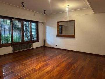Venta Casa 5 Ambientes Villa Devoto. APTO CREDITO