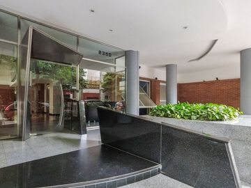 Departamento 4 ambientes cochera y balcón Belgrano