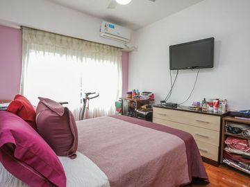 Departamento 4 ambientes cochera y balcón Belgrano