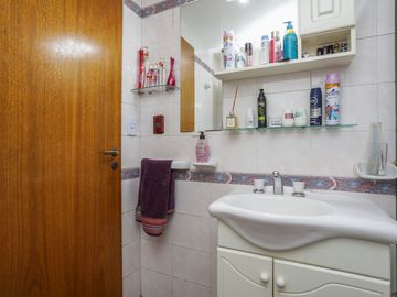 Departamento 4 ambientes cochera y balcón Belgrano