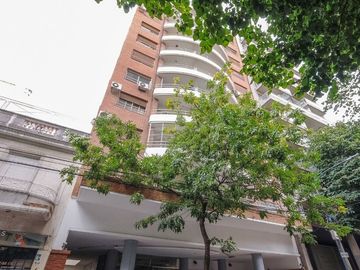 Departamento 4 ambientes cochera y balcón Belgrano