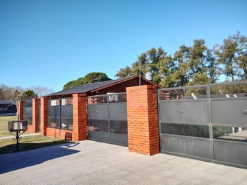Venta 4 Propiedades Turísticas Lujan Open Door