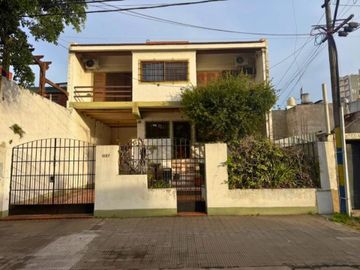 VENTA CASA 5 DORMITIRIOS - PATIO VERDE ARROYITO
