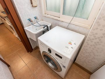 Dpto 3 amb, patio propio, planta baja - Avellaneda