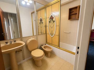 Venta Depto de 4 amb excelente ubicación Liniers