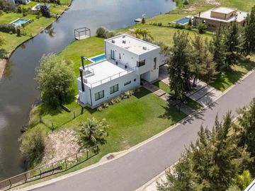 Casa en Venta - El Naudir - PERMUTA O FINANCIACION