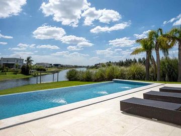 Casa en Venta - El Naudir - PERMUTA O FINANCIACION