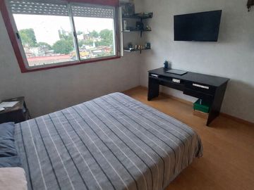 DEPTO 2 AMB BALCÓN+COCH. PARQUE AVELLANEDA-PERMUTA