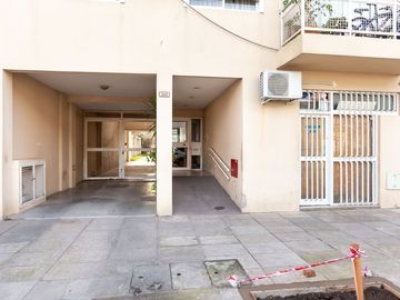 VENTA DEPARTAMENTO 4 AMB C/ COCHERA APTO CREDITO