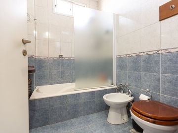 VENTA DEPARTAMENTO 4 AMB C/ COCHERA APTO CREDITO